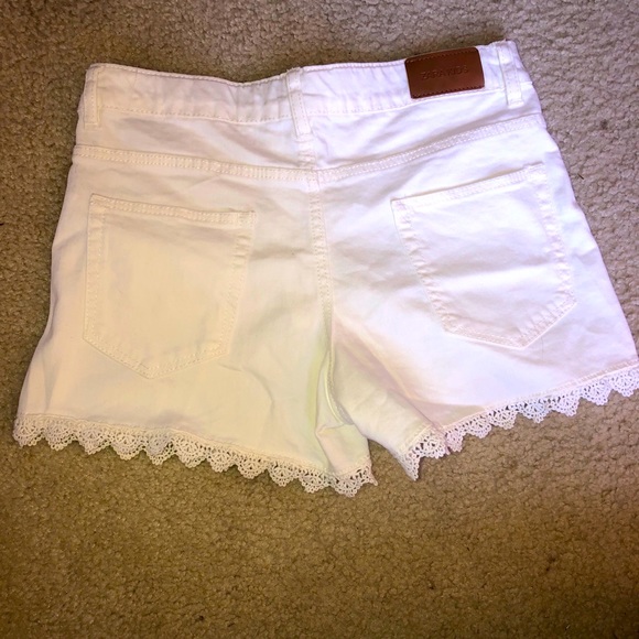 Shorts that are to cute to handle - Picture 5 of 6